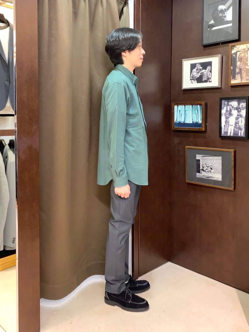 コバヤシさんの「TAKEO KIKUCHI｜【Made in JAPAN】播州織 ヘリンボン ストレート パンツ」を使ったコーディネート
