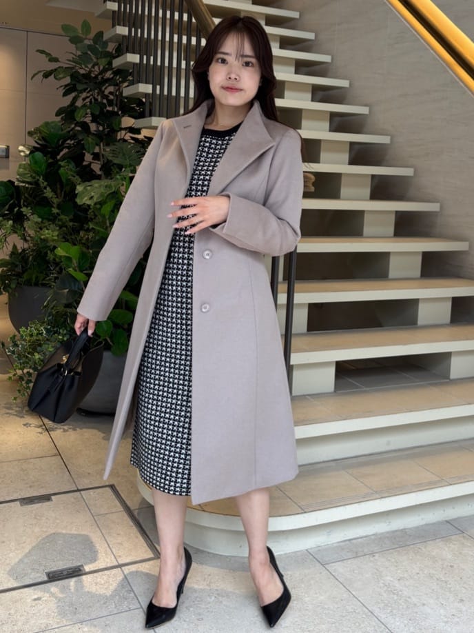 MISAKIさんの「COUP DE CHANCE｜【カシミヤ混／日本製】Iラインスタンドウィングカラーコート」を使ったコーディネート