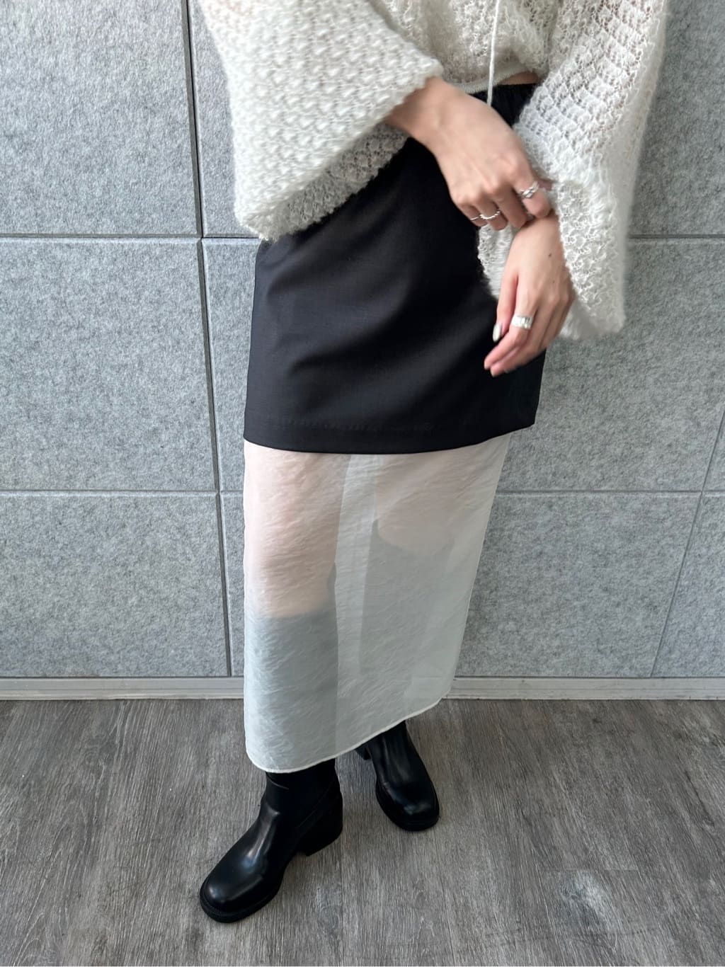 honoka Aさんの「CODE A｜2way sheer mohair pullover」を使ったコーディネート
