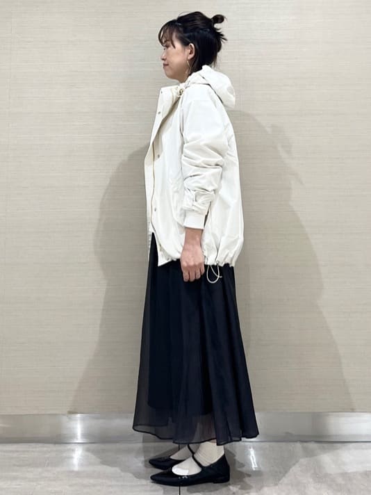 なつよさんの「UNTITLED｜◆【洗える/オンオフ使える】袖リブスリットストレッチニット」を使ったコーディネート