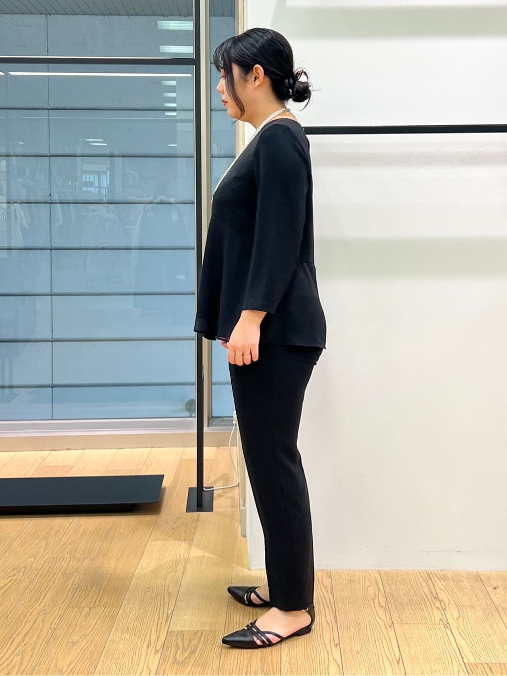 shimaさんの「INDIVI｜フラワーコサージュ」を使ったコーディネート