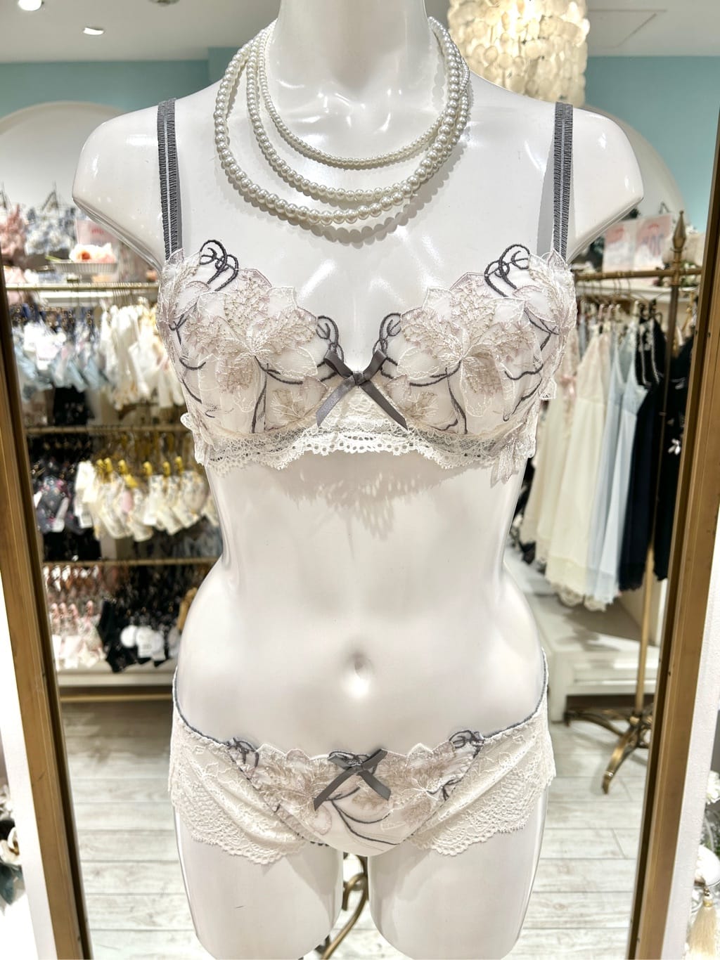 ichiさんの「Risa Magli｜ジェシカ ブラジャー（B-D）＜スウィートリッチ＞」を使ったコーディネート