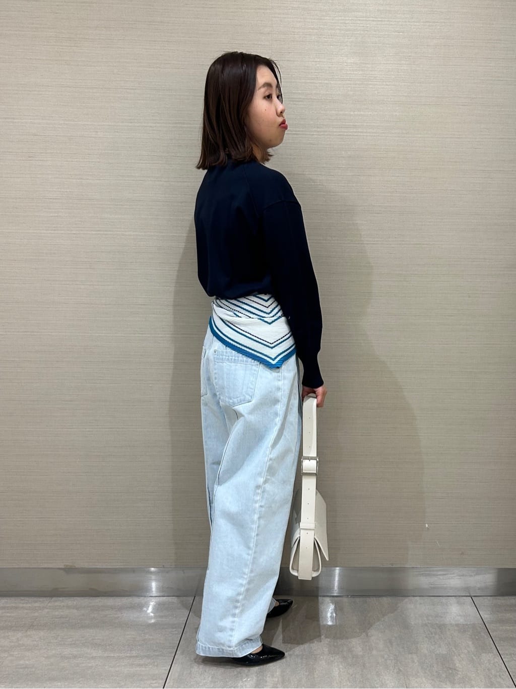kanoさんの「UNTITLED｜◆カーブシルエット ワイドデニム」を使ったコーディネート