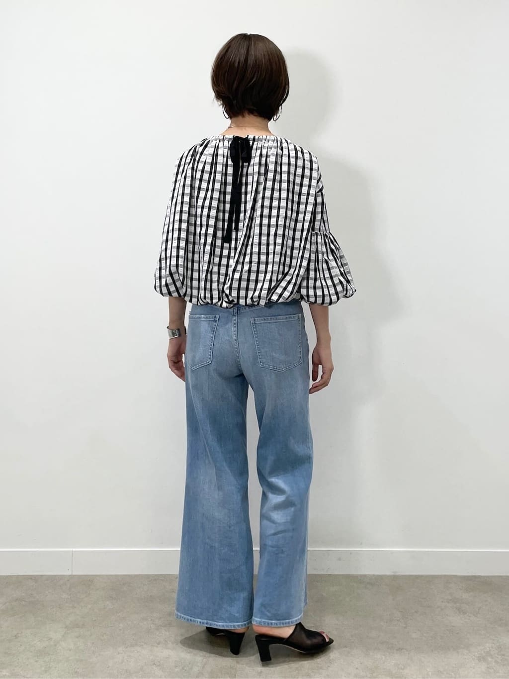 KAYOさんの「UNTITLED｜◆【MARILYN MOON】前後2way クレープチェックバルーンスリーブブラウス」を使ったコーディネート