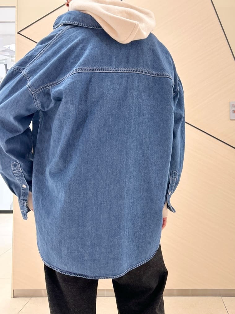 OCHIAIさんの「DRESSTERIOR｜デキシー吊裏毛ジップアップパーカ」を使ったコーディネート