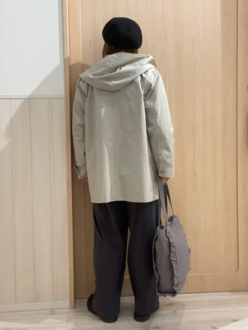 ポンさんの「SHOO･LA･RUE｜◆【S-LL/撥水/花粉対策】フーディーテントブルゾン」を使ったコーディネート