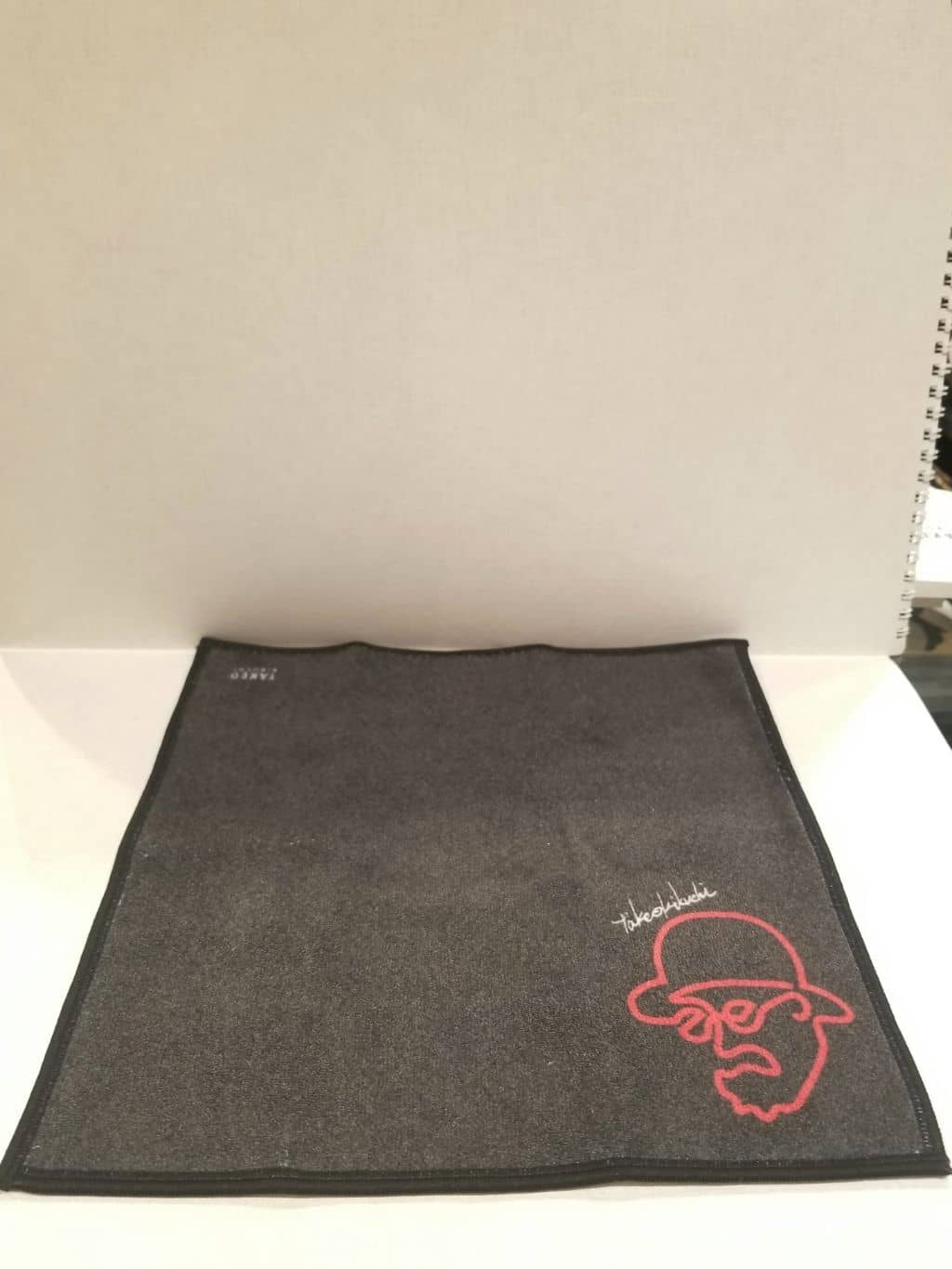 ヨーダさんの「TAKEO KIKUCHI｜◆ラインアートプリント フォンカチ」を使ったコーディネート