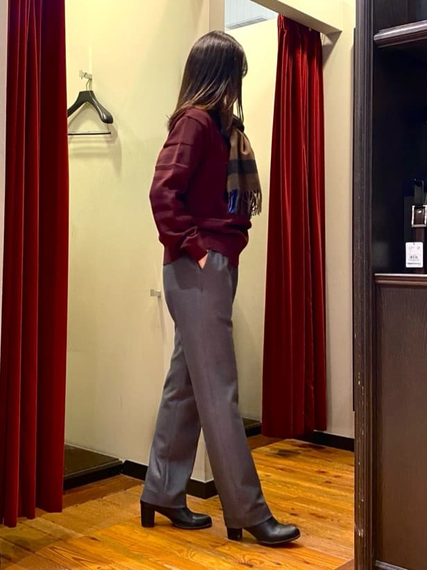 かわぴーさんの「TAKEO KIKUCHI｜【DOWN FABRIC】ダウンファブリック ドレスパンツ / セットアップ対応」を使ったコーディネート