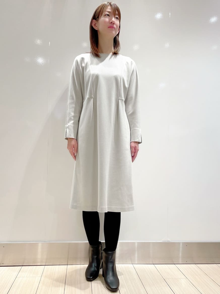 タカハシさんの「Reflect｜◆【夏SALE】ドルマンスリーブストレートシルエットワンピース」を使ったコーディネート