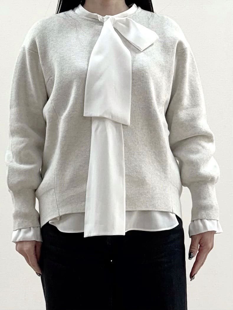 Wakaさんの「INDIVI｜◆【2点セット／UVケア】ツイードジレ＆ボウタイブラウス カセット服」を使ったコーディネート