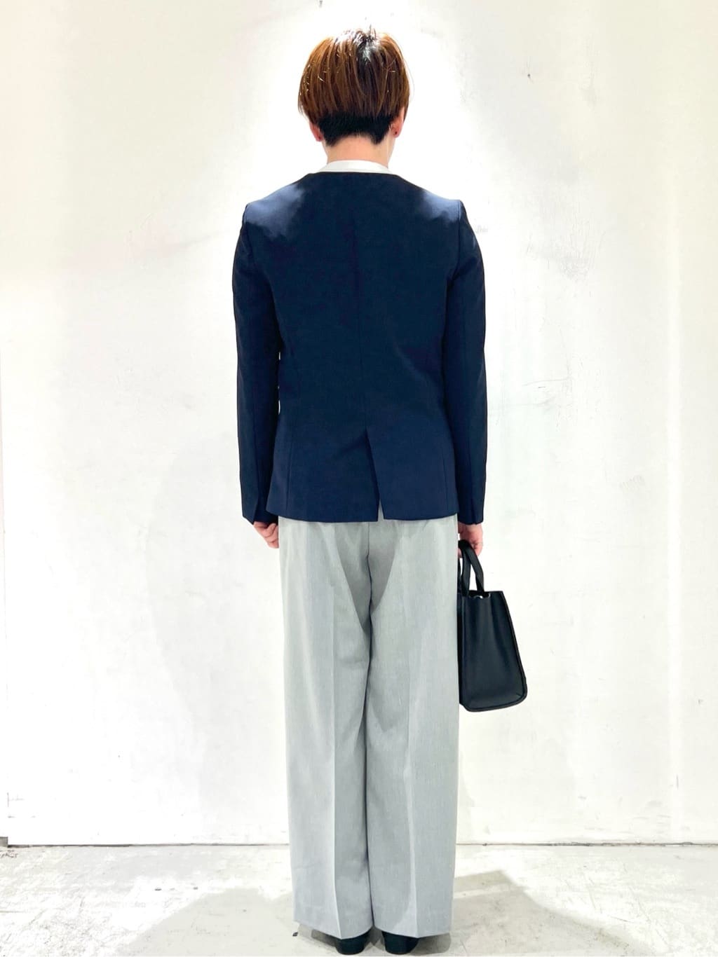 JINさんの「OPAQUE.CLIP｜《通勤／セットアップ対応》Vネックジャケット／ダブルクロス【洗濯機洗い可】」を使ったコーディネート