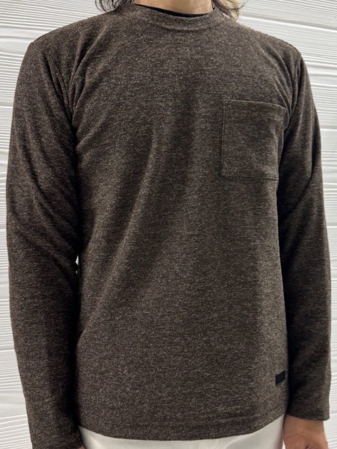 井出恭輔さんの「TAKEO KIKUCHI｜【DOWN FABRIC】ダウンファブリック スタンドカラーブルゾン」を使ったコーディネート