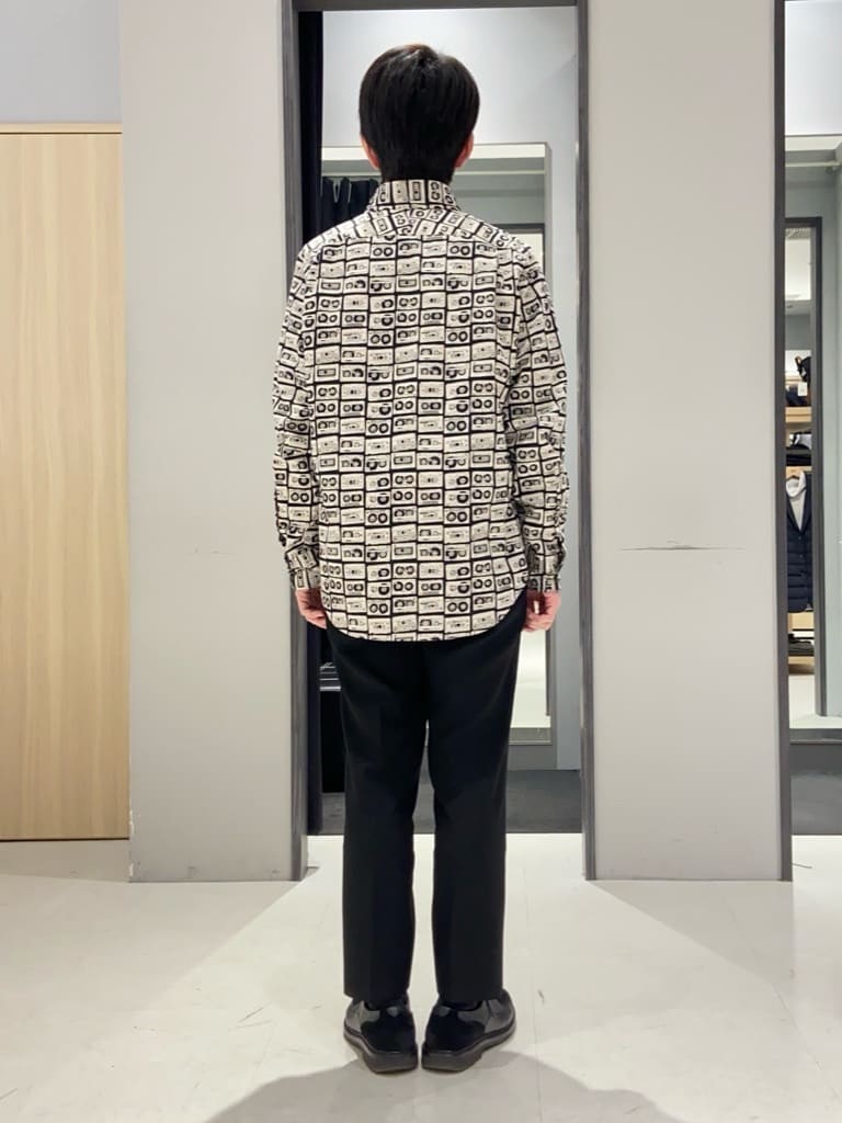 わいずみさんの「TAKEO KIKUCHI｜ウールカシミヤブレンド チェスターコート」を使ったコーディネート