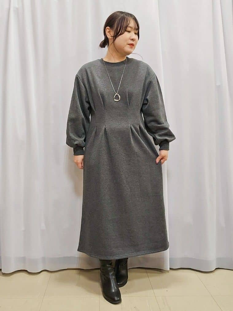 かなさんの「SHOO･LA･RUE｜◆【ポーチ付き】使い勝手の良い Wフェイスショルダーバッグ」を使ったコーディネート