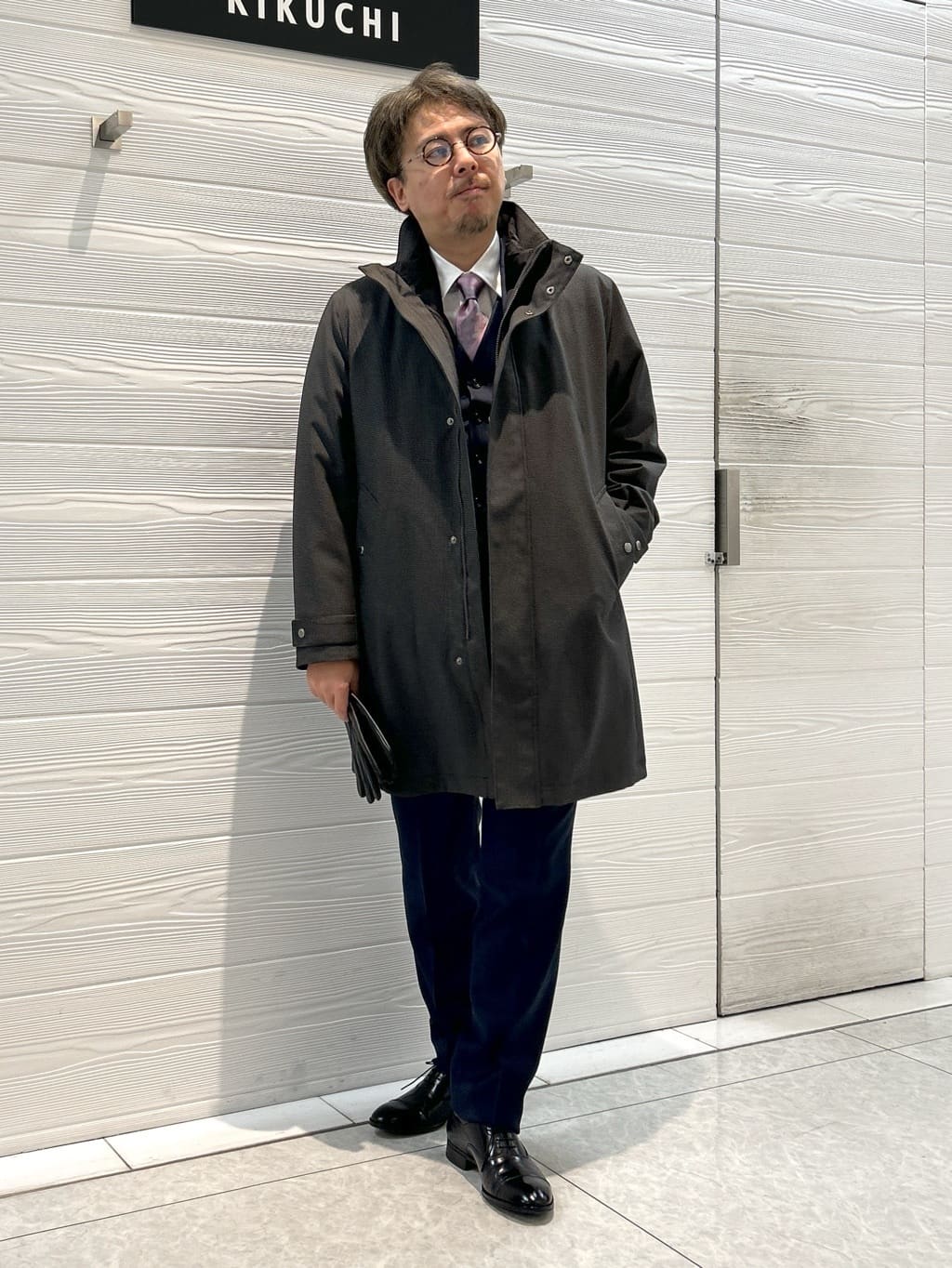 すーさんの「TAKEO KIKUCHI｜【Three by Three】シャイニーシャークピンヘッド スーツ/3ピース対応可」を使ったコーディネート
