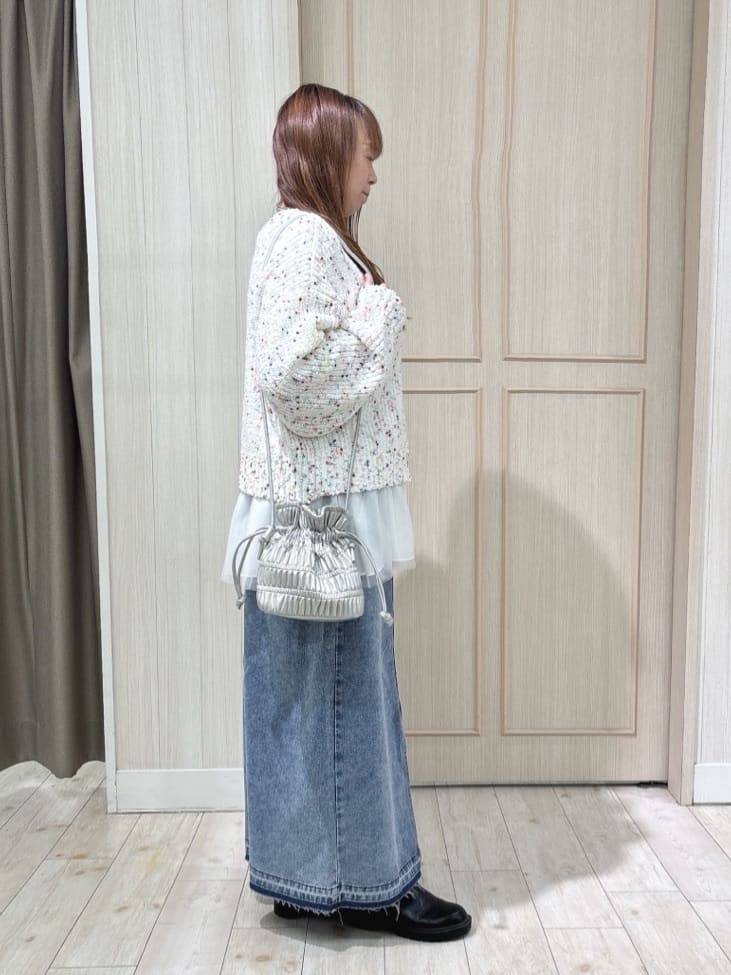 AMI55さんの「SHOO･LA･RUE｜◆プリーツ巾着ショルダーバッグ」を使ったコーディネート