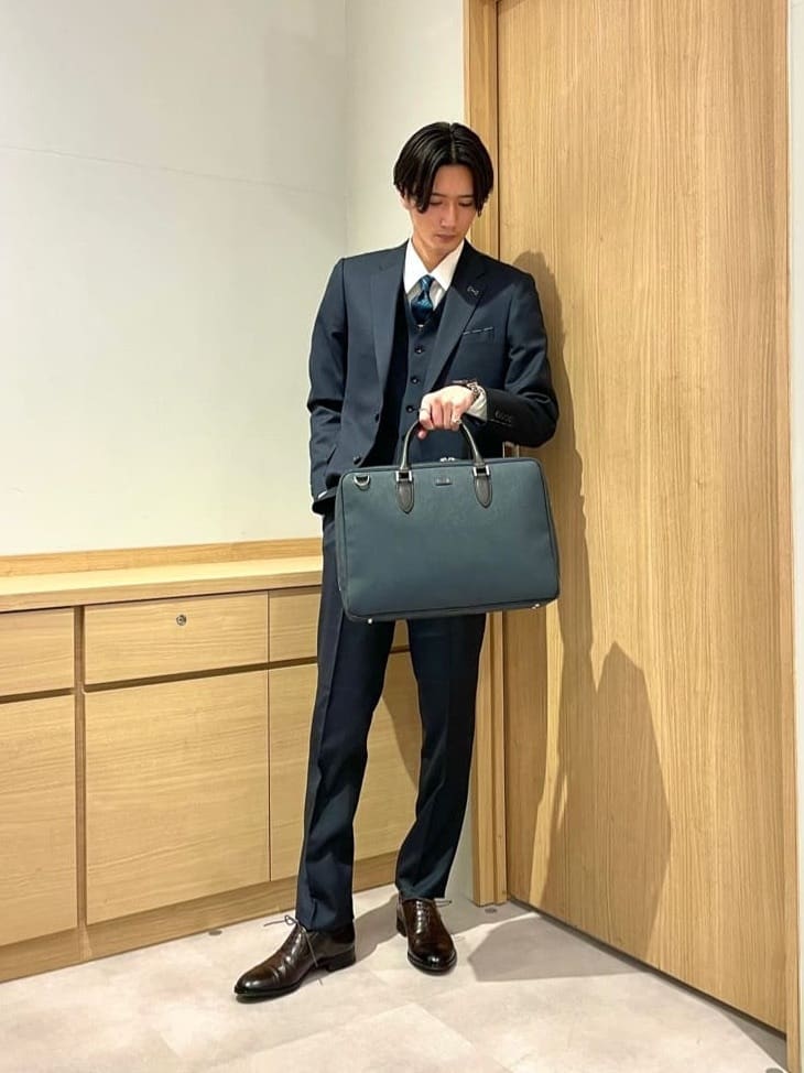 Seiyaさんの「TAKEO KIKUCHI｜【Made in JAPAN】矢絣（やがすり）スーツ／スリーピース対応」を使ったコーディネート