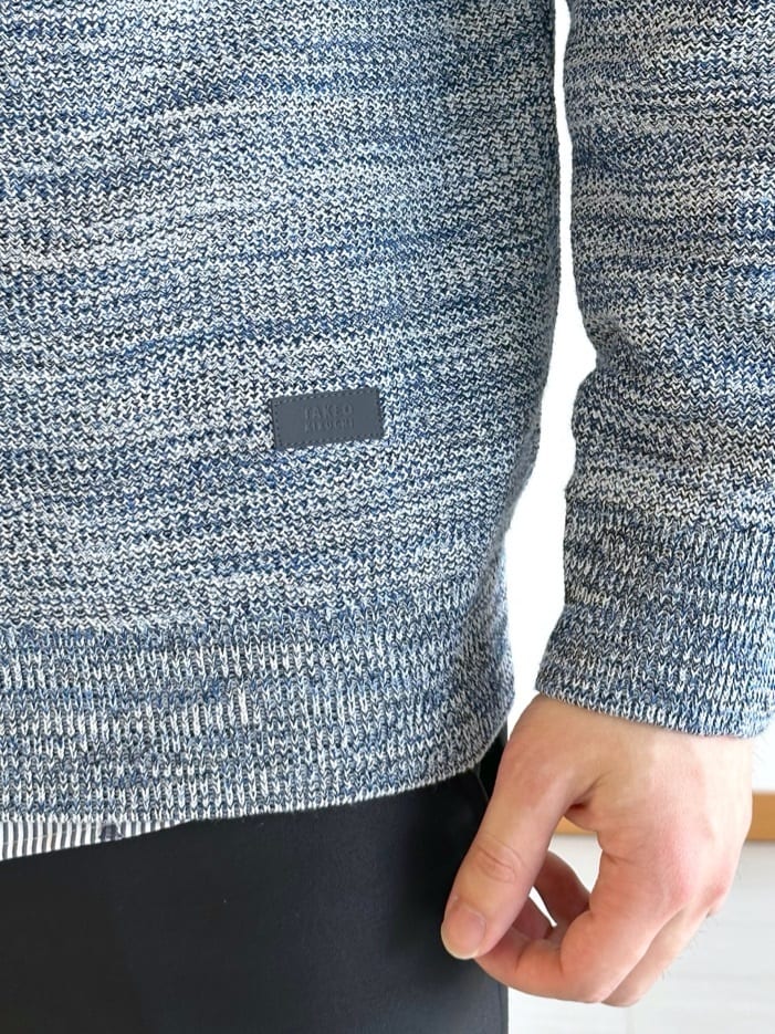 イッシーさんの「TAKEO KIKUCHI｜ハットモチーフ ジャカード ストライプ シャツ」を使ったコーディネート