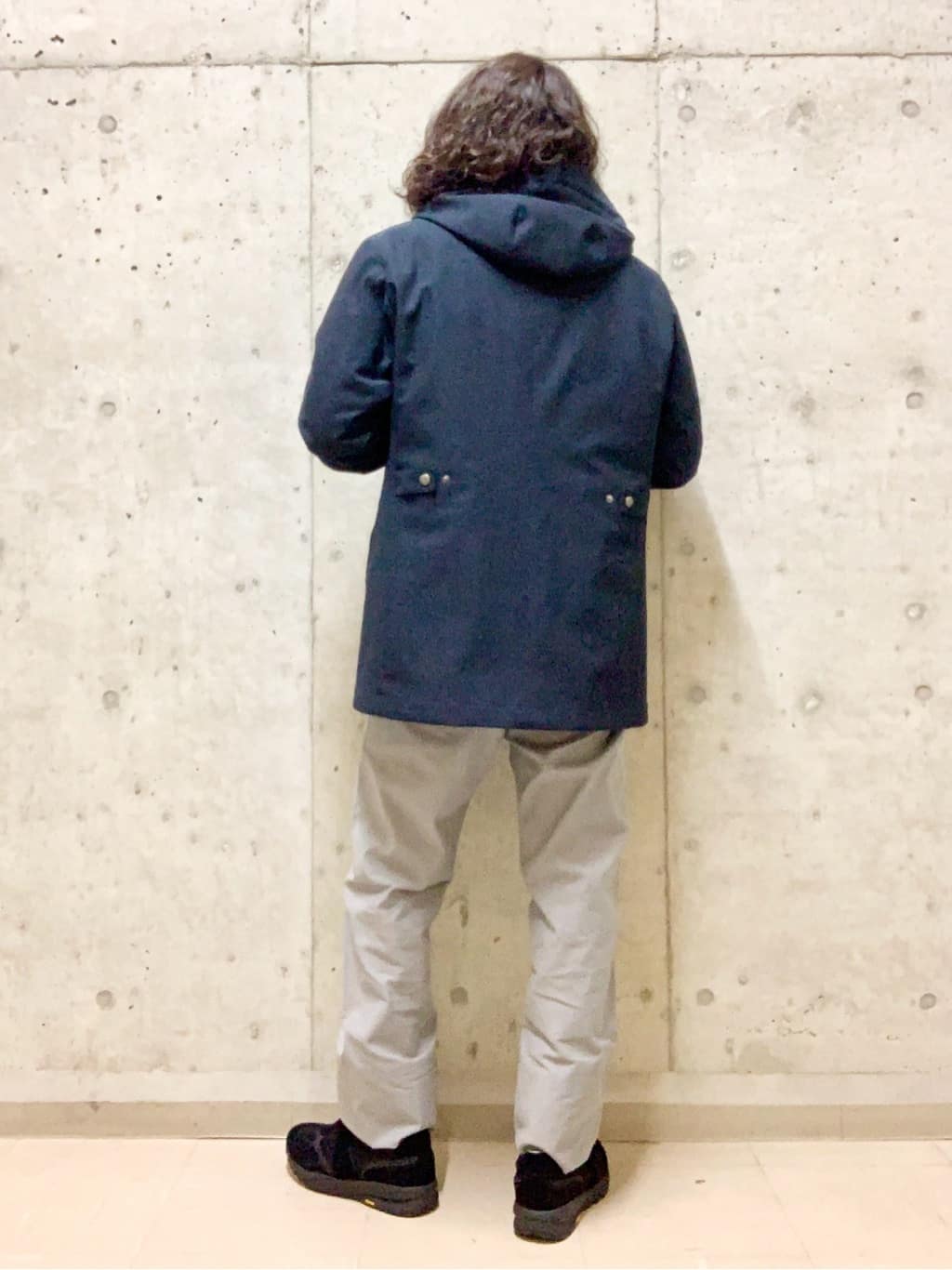 木村剛さんの「TAKEO KIKUCHI｜【Made in JAPAN】播州織 ストレッチ パンツ」を使ったコーディネート