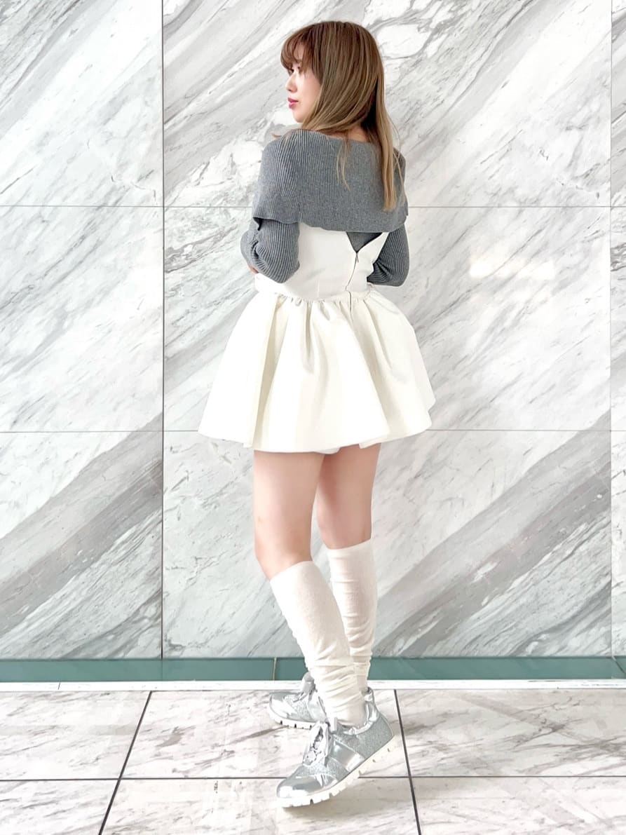 ayaさんの「ESPERANZA｜サテンリボン2WAYスニーカー」を使ったコーディネート