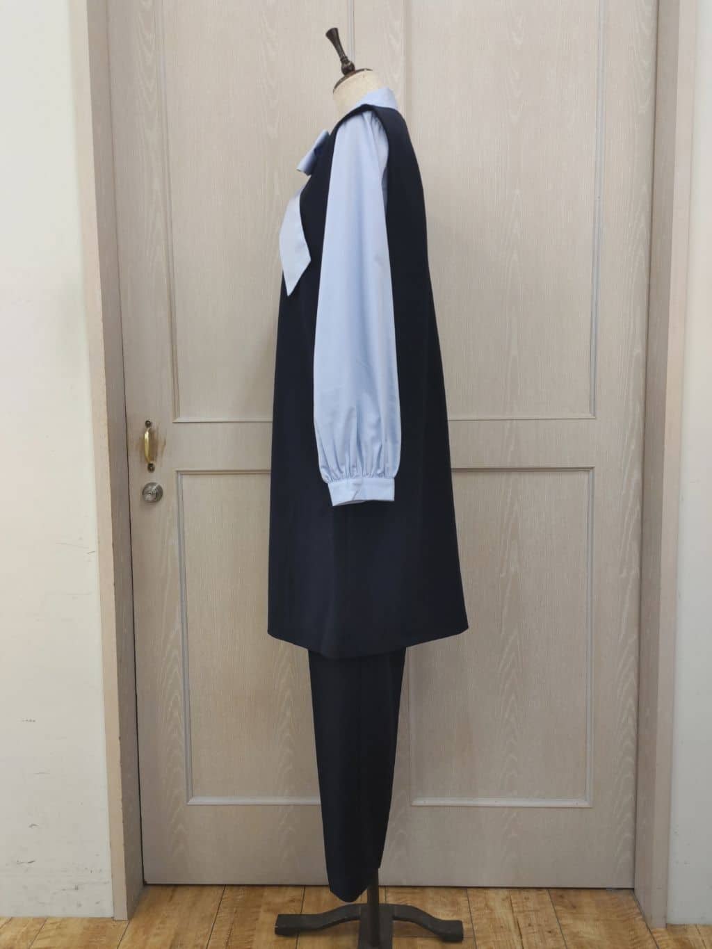 naoさんの「SHOO･LA･RUE｜◆【洗える/S-3L/セットアップ可】セレモニーや通勤にも カットジョーゼット ジレ」を使ったコーディネート