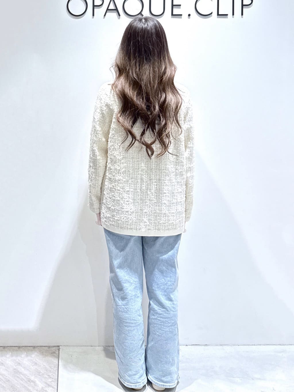mikaさんの「OPAQUE.CLIP｜◆【抗菌防臭加工】ゴールドメタルポインテッドデザインパンプス」を使ったコーディネート