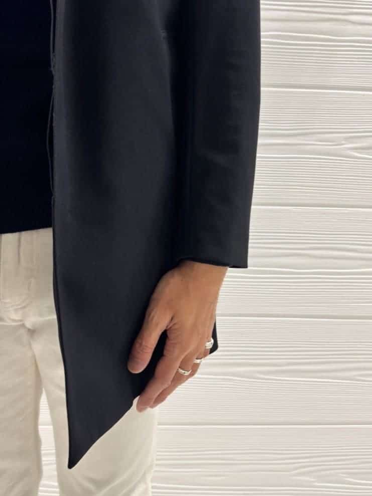 井出恭輔さんの「TAKEO KIKUCHI｜【Sサイズ～】ストレッチ デニム パンツ」を使ったコーディネート