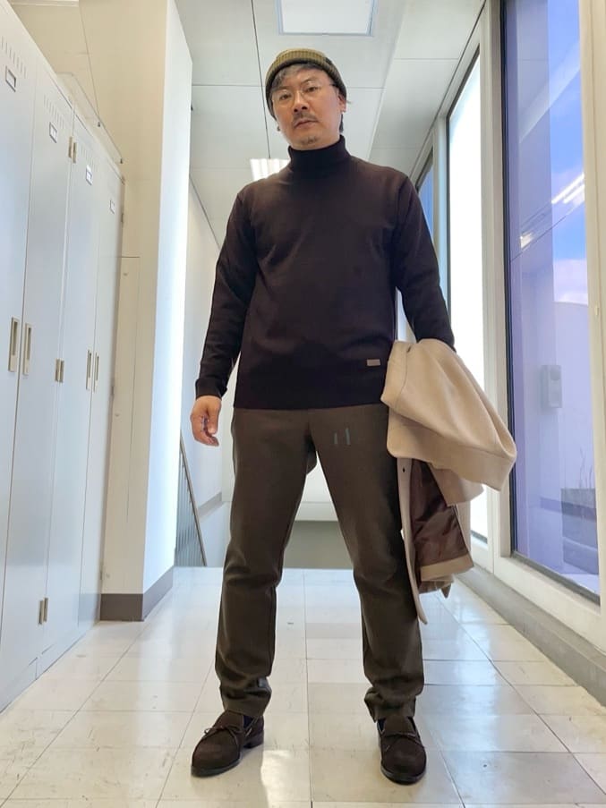 MAKOTO AIさんの「TAKEO KIKUCHI｜【ウールカシミヤブレンド】ビーバー調 スタンドカラー コート」を使ったコーディネート