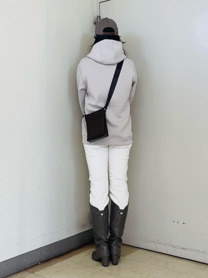 iwさんの「TAKEO KIKUCHI｜【Sサイズ～】ストレッチ デニム パンツ」を使ったコーディネート