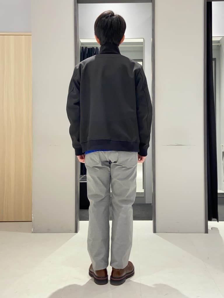 わいずみさんの「TAKEO KIKUCHI｜【Made in JAPAN】播州織 ストレッチ パンツ」を使ったコーディネート