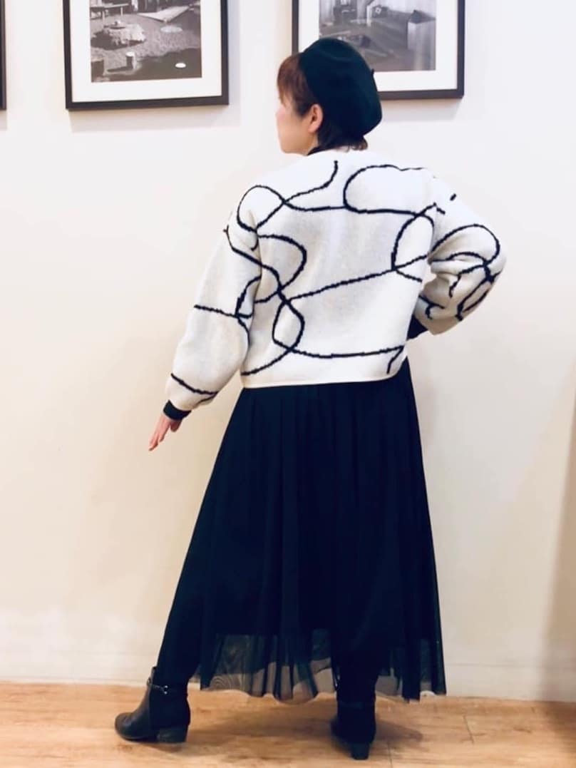 YYYさんの「SHOO･LA･RUE｜◆【セレモニーからデイリーまで】女性らしさあふれる チュールスカート」を使ったコーディネート