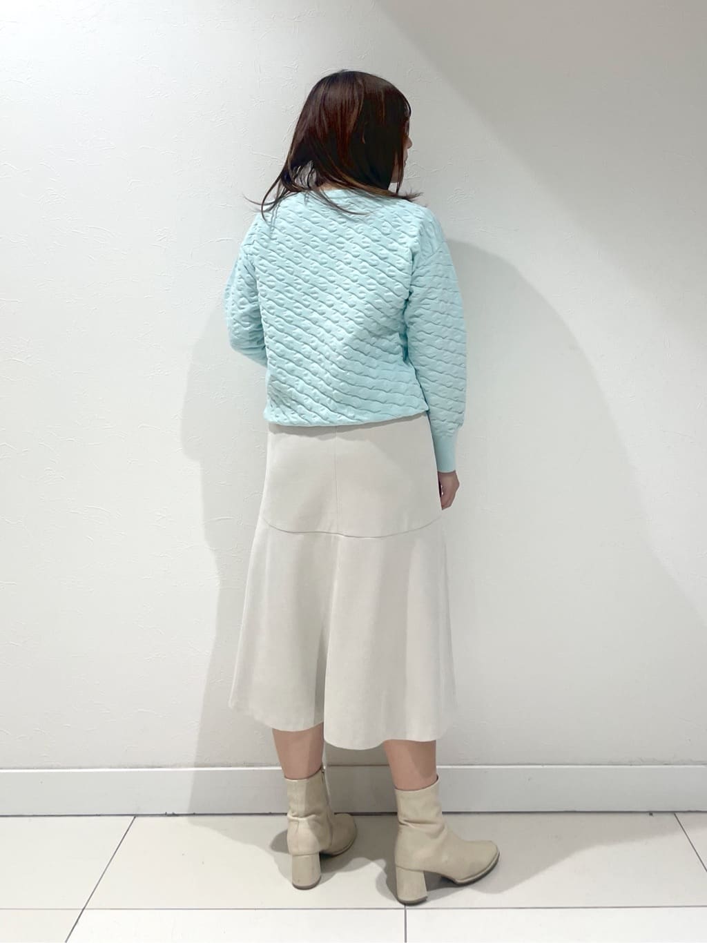 YUUKIさんの「INDIVI｜【名品／撥水／抗菌防臭】ショート リサイクルダウンコート」を使ったコーディネート