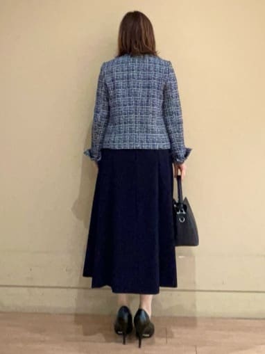 Juneさんの「UNTITLED｜◆【入卒/セレモニー/通勤】ラメツイード ノーカラージャケット」を使ったコーディネート