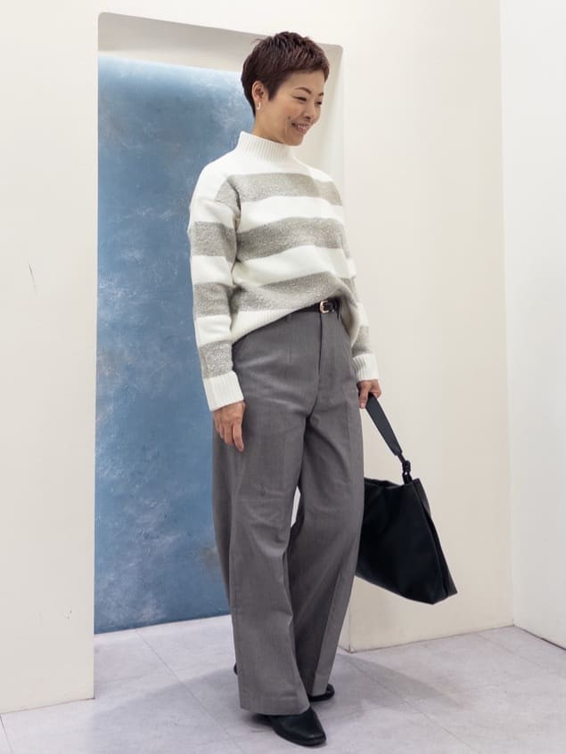 シュウコさんの「grove｜メタルバックルベルト」を使ったコーディネート