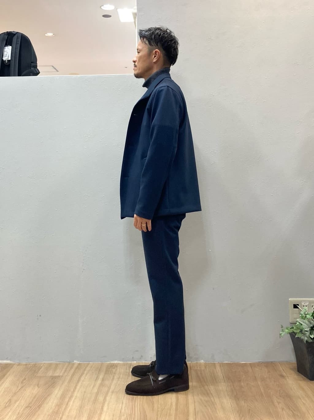 シュンさんの「TAKEO KIKUCHI｜【DOWN FABRIC】ダウンファブリック スタンドカラーブルゾン」を使ったコーディネート