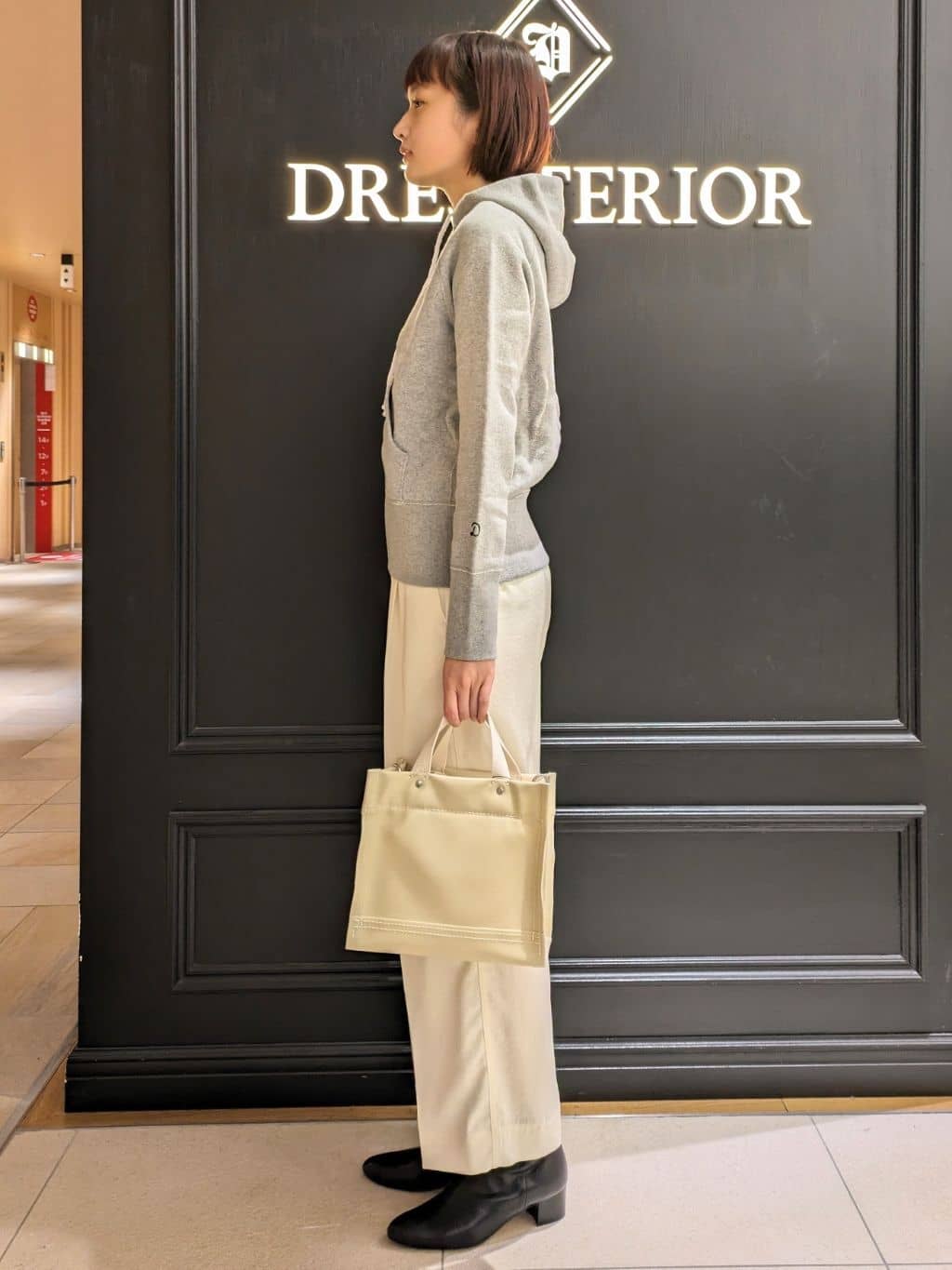 saoriさんの「DRESSTERIOR｜デキシー吊裏毛ジップアップパーカ」を使ったコーディネート