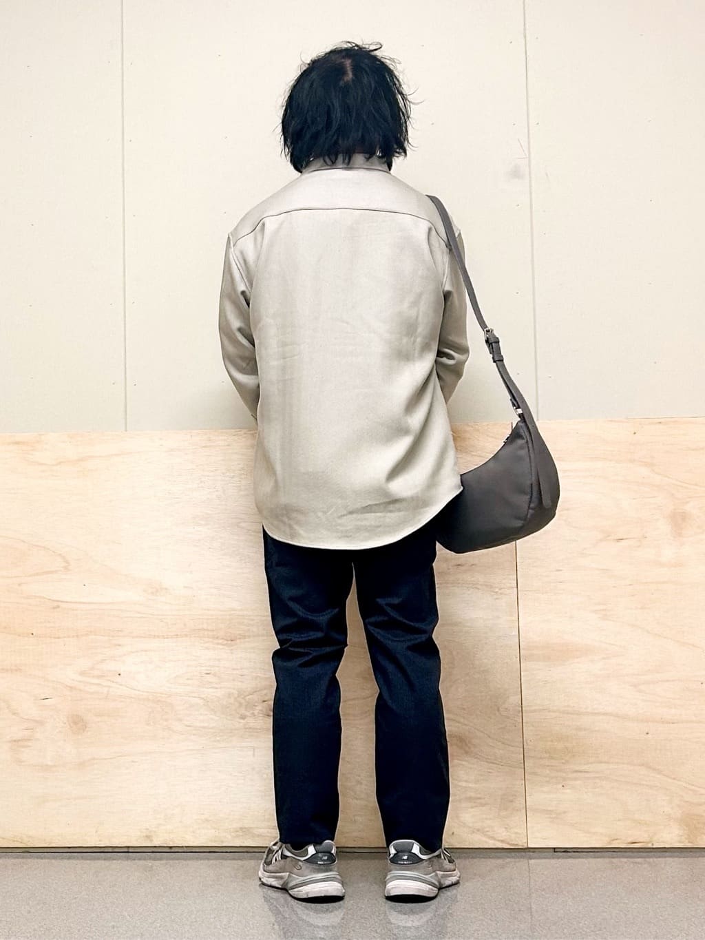 KENJI Iさんの「THE SHOP TK｜【オールシーズン穿ける！】7DAYSストレッチへリンボンパンツ　ON&hArr;OFF兼用」を使ったコーディネート