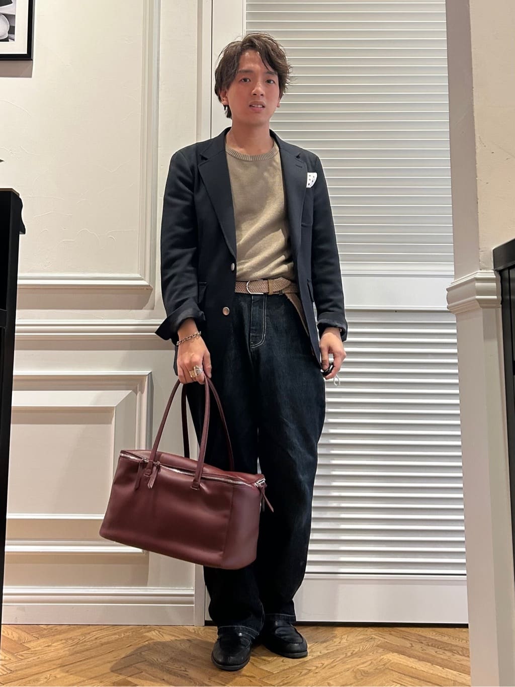 須田　慎二郎さんの「DRESSTERIOR｜【撥水加工/Safari5月号掲載】ローファー」を使ったコーディネート