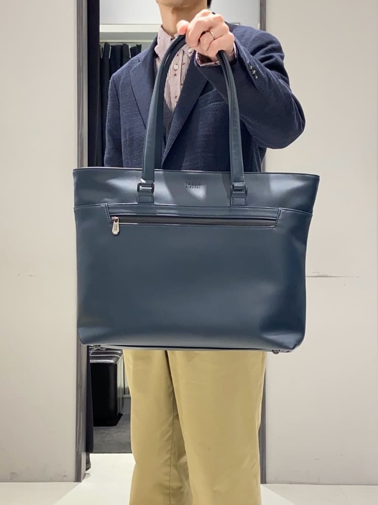 わいずみさんの「TAKEO KIKUCHI｜ハットモチーフ ジャカード ストライプ シャツ」を使ったコーディネート