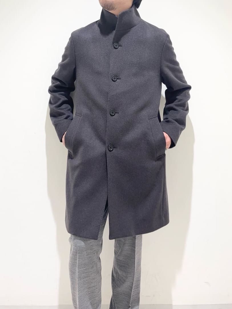 及川さんの「TAKEO KIKUCHI｜【ウールカシミヤブレンド】ビーバー調 スタンドカラー コート」を使ったコーディネート
