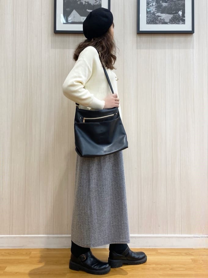 natsuさんの「SHOO･LA･RUE｜◆【洗える/ちくちくしにくい/静電気軽減】スウェットライク ハイネックニット」を使ったコーディネート