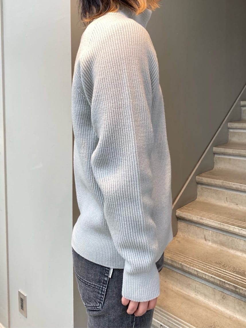 hazuさんの「TAKEO KIKUCHI｜【モンスターストレッチ】日本製 ウォッシュド デニムパンツ」を使ったコーディネート