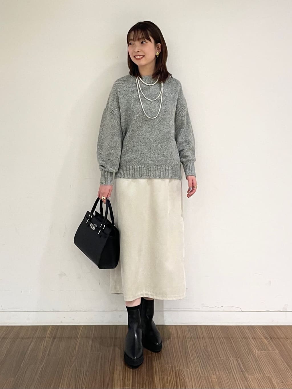 ねねさんの「INDIVI｜【マルチWAY】3点セットパール調ネックレス」を使ったコーディネート