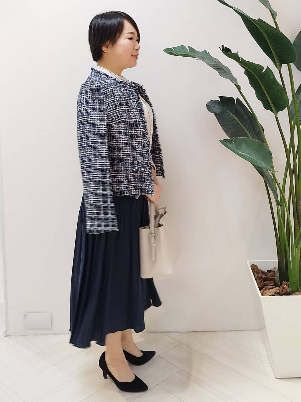 s u g iさんの「UNTITLED｜【セレモニー】パール調フリークリップネックレス」を使ったコーディネート