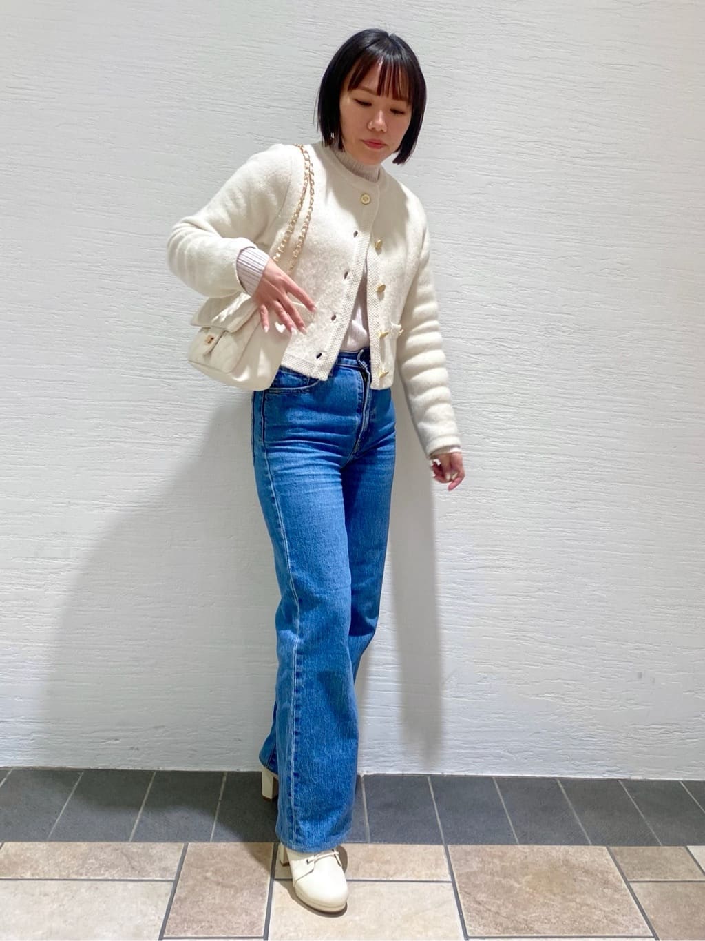 yuccoさんの「ESPERANZA｜アーモンドトゥレースアップ厚底ショートブーツ」を使ったコーディネート
