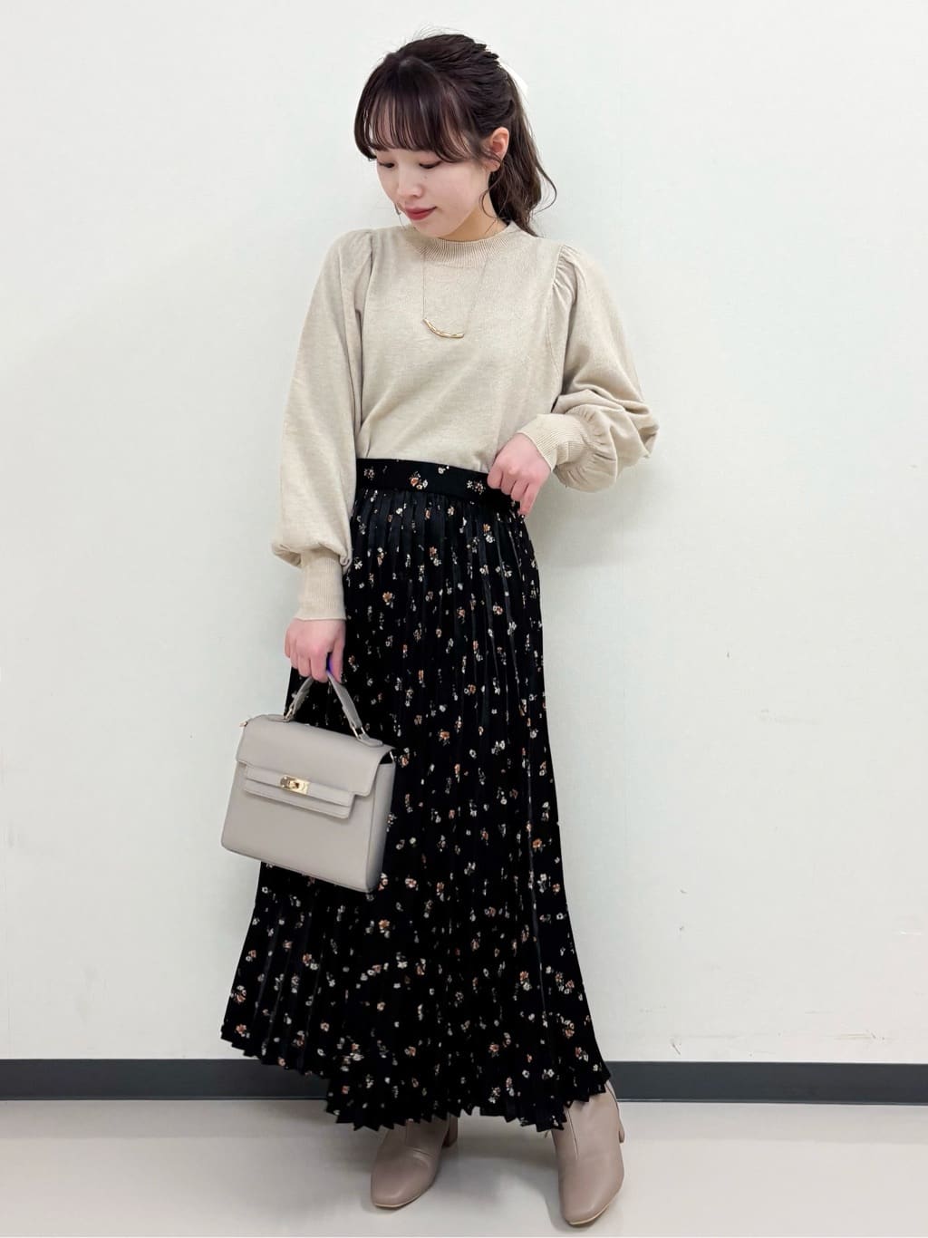 momoさんの「grove｜◆【雑誌掲載】カクシボフラップベルトショルダー【入卒対応可】」を使ったコーディネート