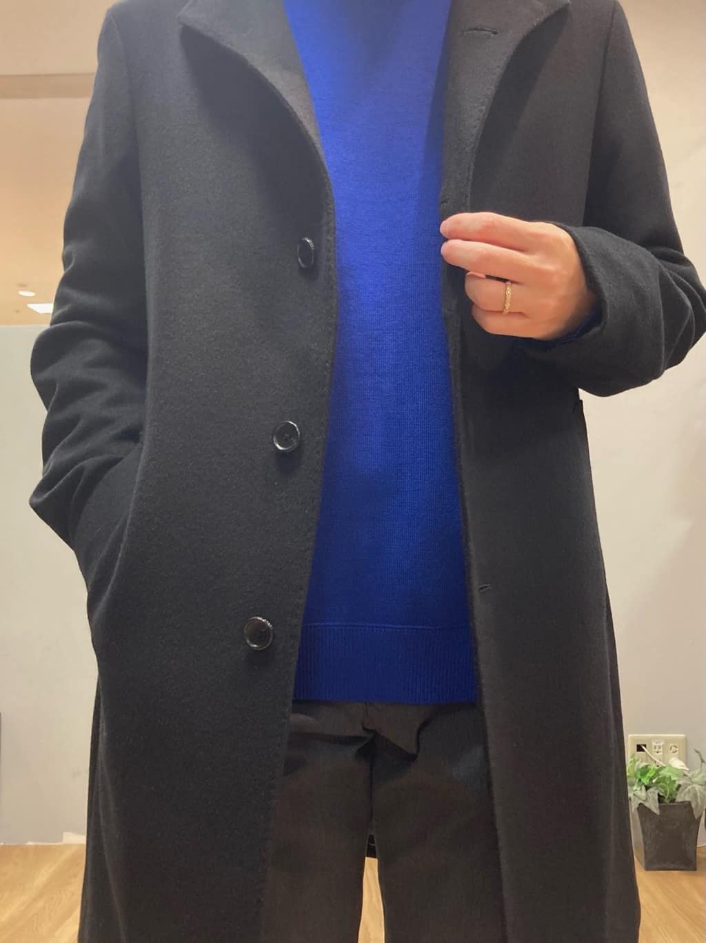 シュンさんの「TAKEO KIKUCHI｜【ウールカシミヤブレンド】ビーバー調 スタンドカラー コート」を使ったコーディネート