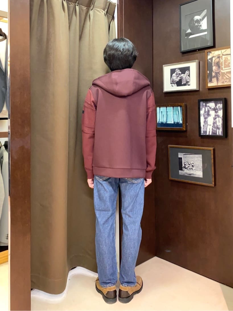 コバヤシさんの「TAKEO KIKUCHI｜【モンスターストレッチ】日本製 ウォッシュド デニムパンツ」を使ったコーディネート