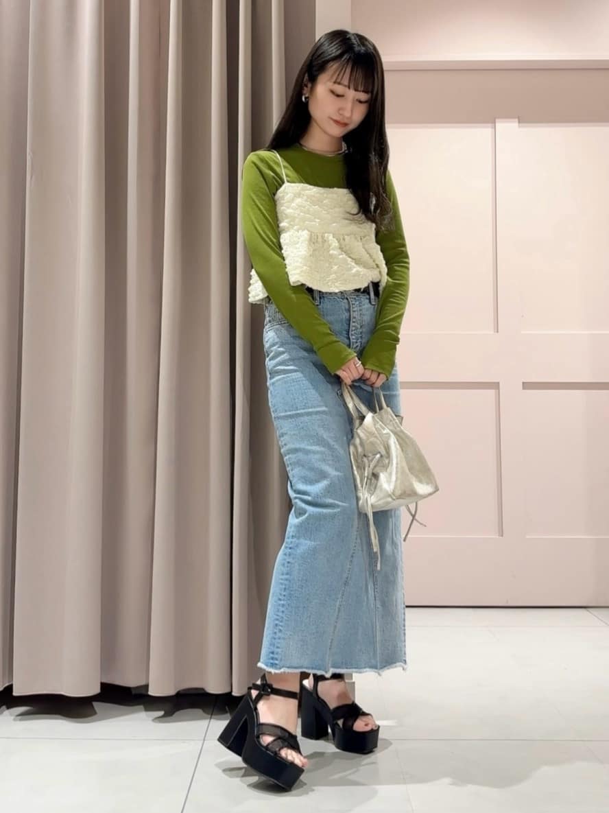 RINAさんの「ESPERANZA｜ラク盛り厚底サンダルⅢ」を使ったコーディネート
