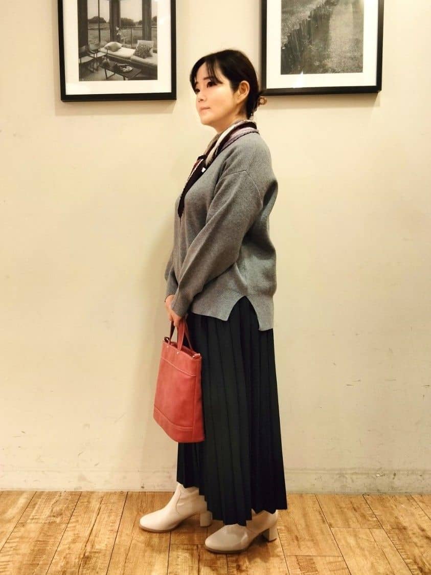 SHOOLARUEさんの「SHOO･LA･RUE｜◆【洗える/ちくちくしにくい/静電気軽減】スウェットライク ハイネックニット」を使ったコーディネート